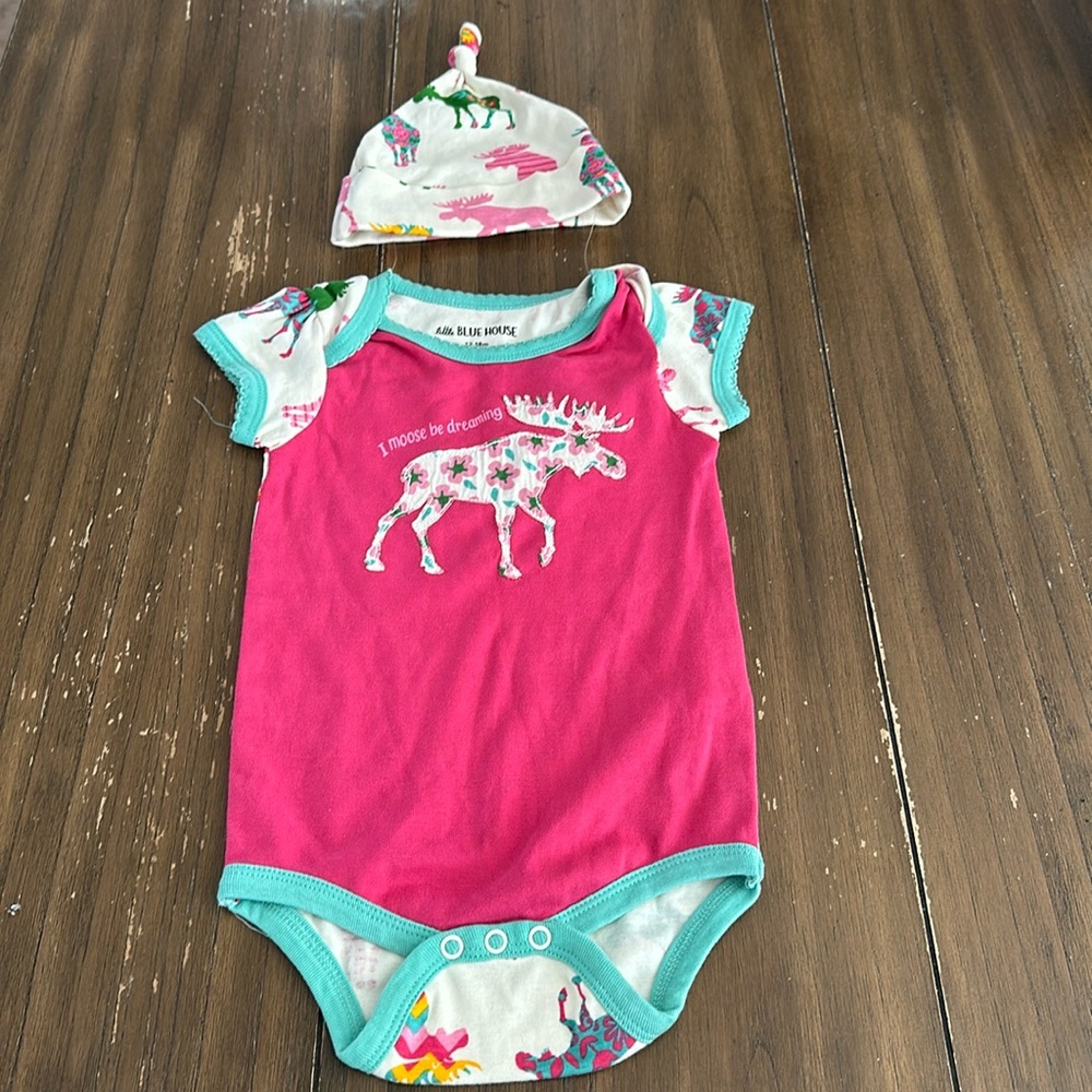 New little blue house 2 piece 12-18 months*
